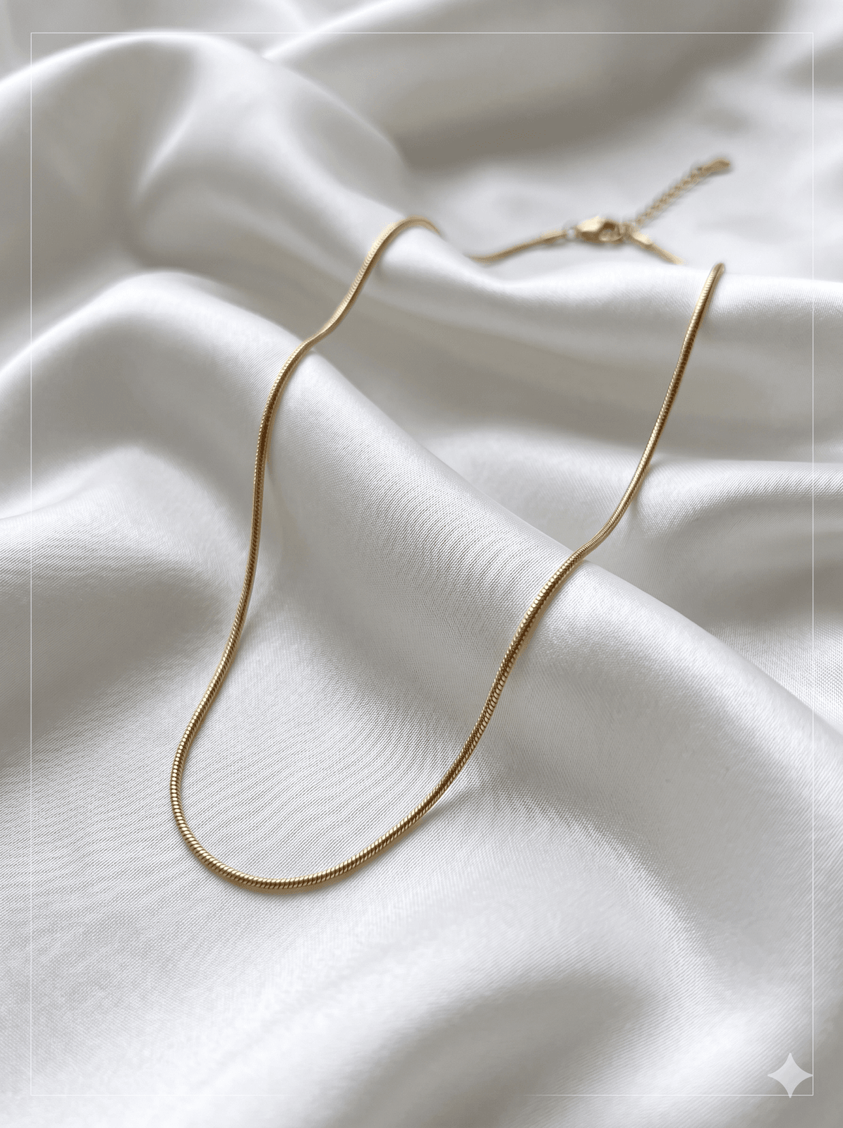 Trinoraa Plain Classic Neckchain