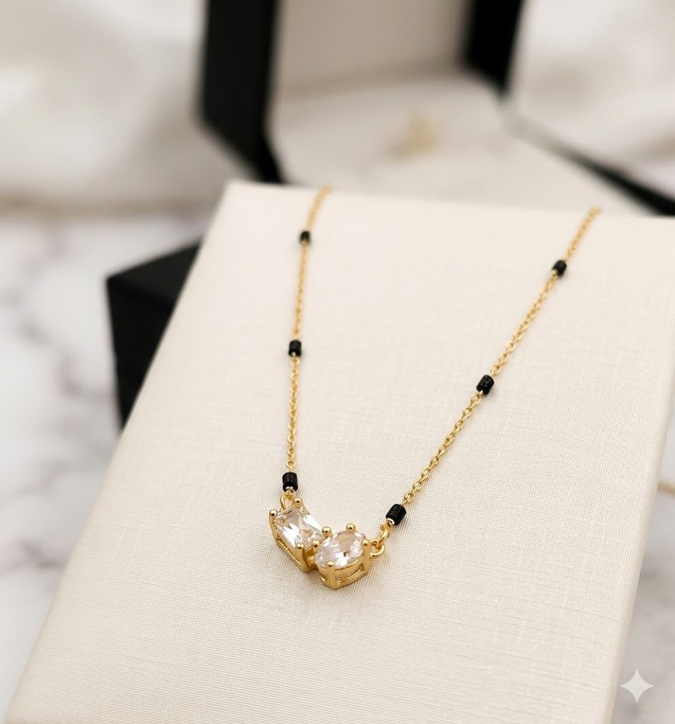 Dual-Shape Solitaire Mangalsutra